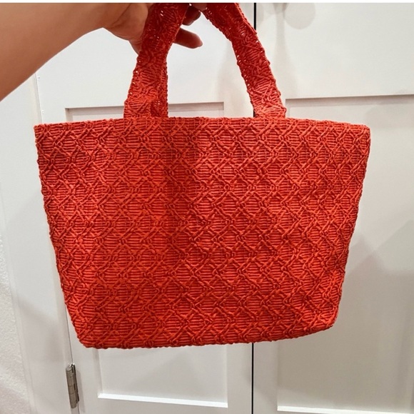 New! Limited Edition Dior Beauty Raffia Tote - Picture 3 of 8